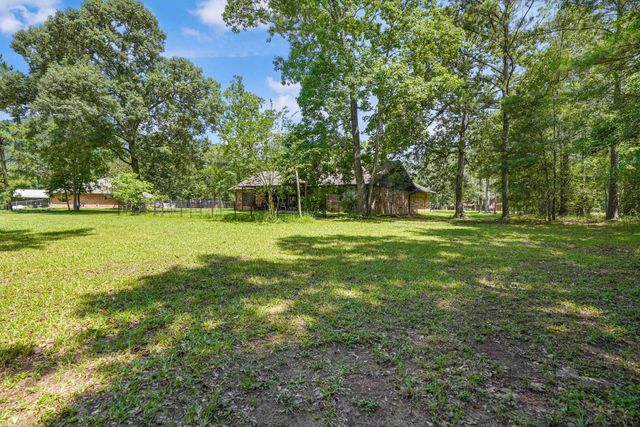 14 County Road 6403, Kenefick, TX 77535