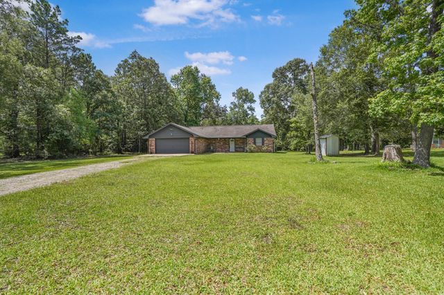 14 County Road 6403, Kenefick, TX 77535
