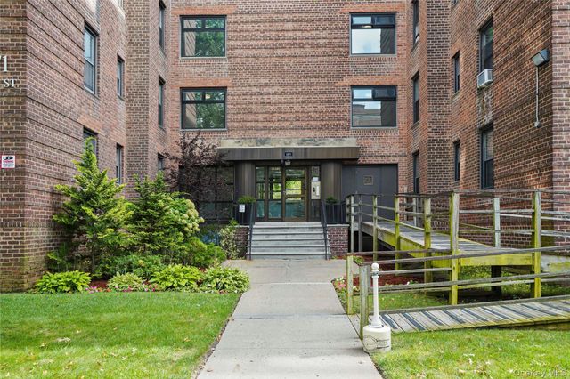 2271 Knapp Street 5D, Brooklyn, NY 11229