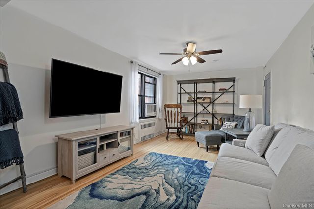 2271 Knapp Street 5D, Brooklyn, NY 11229