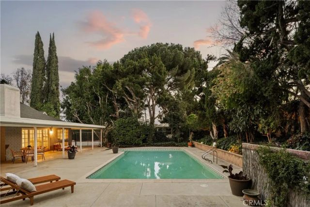 9325 Encino, Northridge, CA 91325