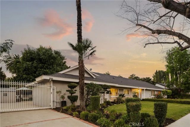 9325 Encino, Northridge, CA 91325