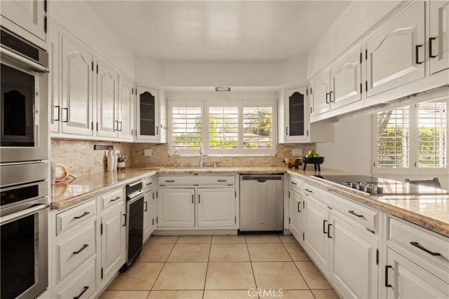 9325 Encino, Northridge, CA 91325