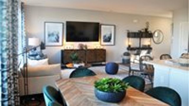 920 Shagbark Lane, West Dundee, IL 60118
