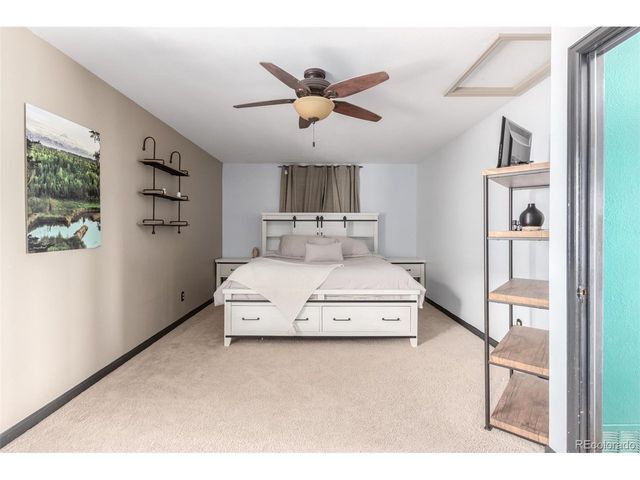 121 Sunlight Ln, Bailey, CO 80421