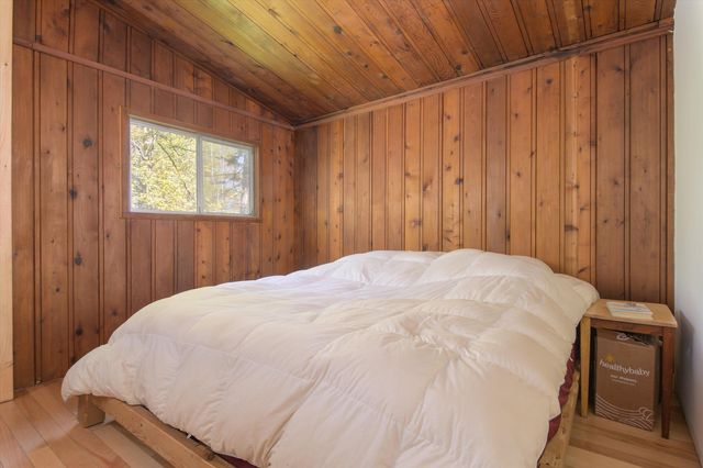1310 Clif Reynolds Road, Cambridge, VT 05464