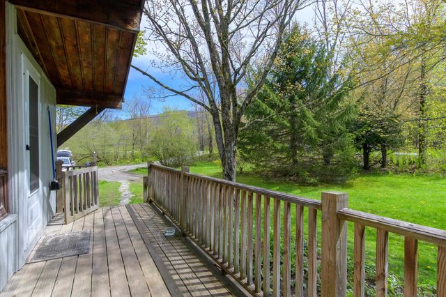 1310 Clif Reynolds Road, Cambridge, VT 05464