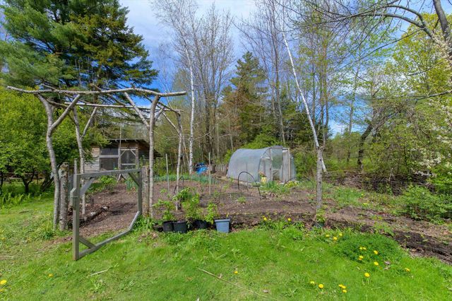 1310 Clif Reynolds Road, Cambridge, VT 05464