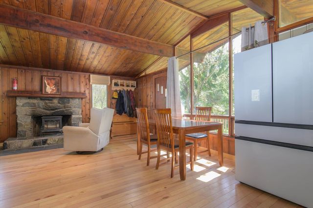 1310 Clif Reynolds Road, Cambridge, VT 05464