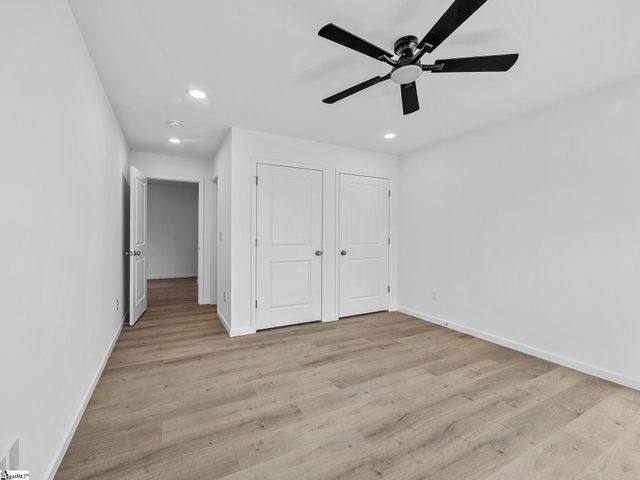 517 Pennwood Drive, Spartanburg, SC 29306