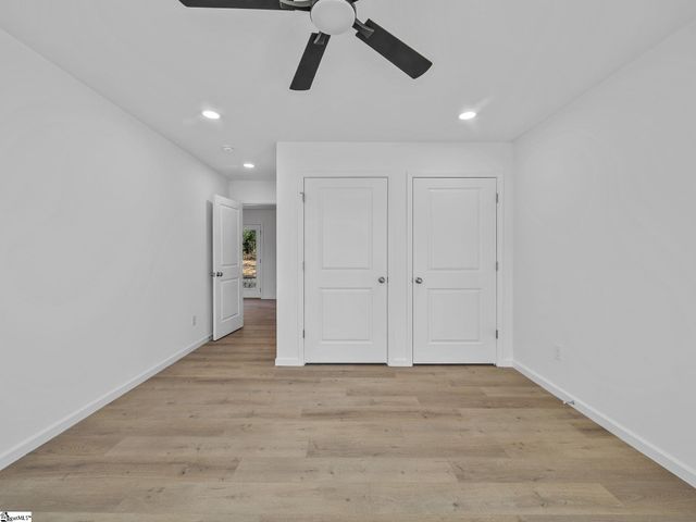 517 Pennwood Drive, Spartanburg, SC 29306