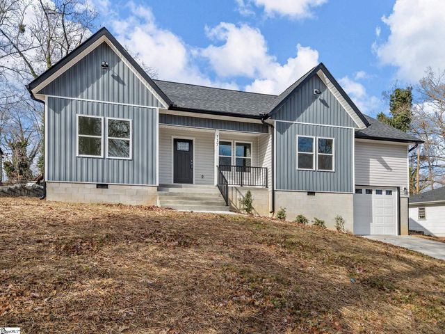 517 Pennwood Drive, Spartanburg, SC 29306