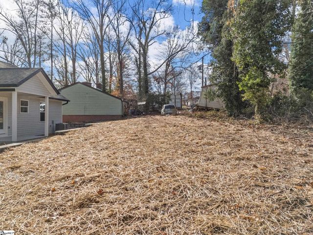 517 Pennwood Drive, Spartanburg, SC 29306