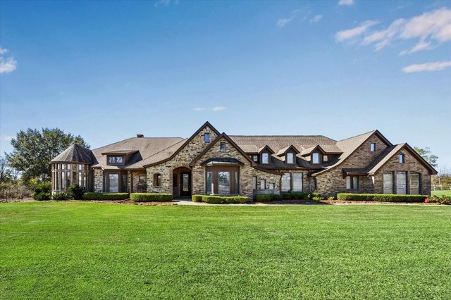 16372 Highway 6, Navasota, TX 77868