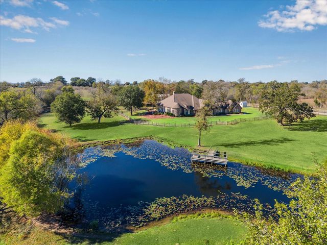 16372 Highway 6, Navasota, TX 77868