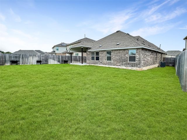 126 Acacia PASS, Bastrop, TX 78602