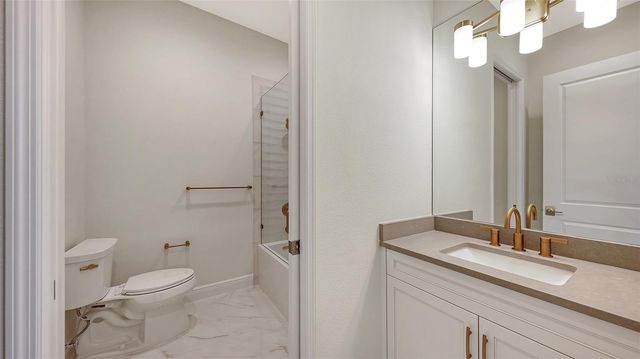 6233 ISLA DEL RAY AVENUE, Sarasota, FL 34240