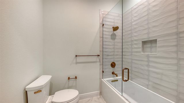 6233 ISLA DEL RAY AVENUE, Sarasota, FL 34240