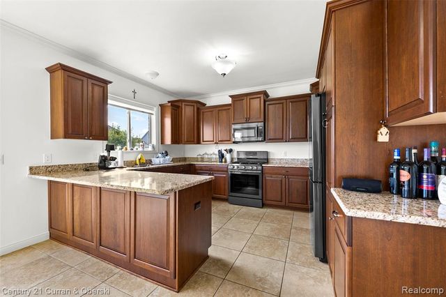 56742 Clearstone Drive, Macomb, MI 48042