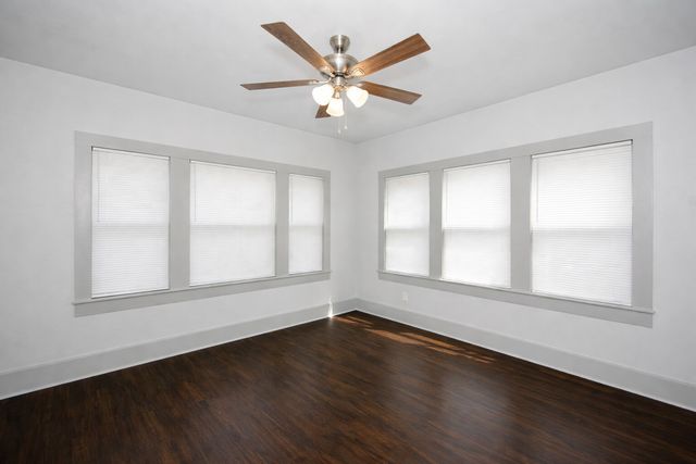 2628 Avenue G, Fort Worth, TX 76105