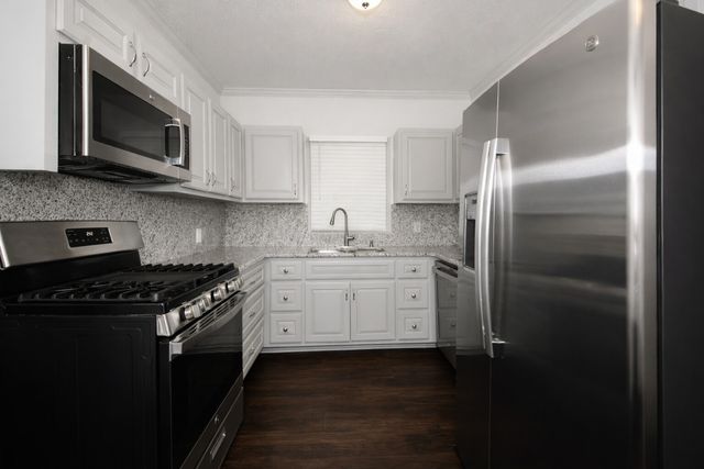 2628 Avenue G, Fort Worth, TX 76105