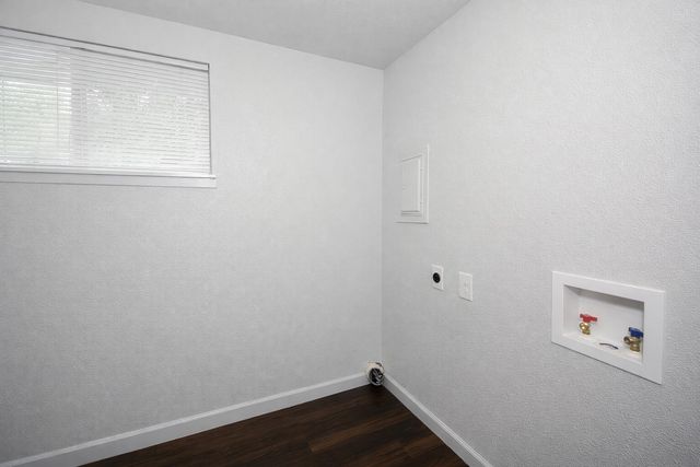 2628 Avenue G, Fort Worth, TX 76105