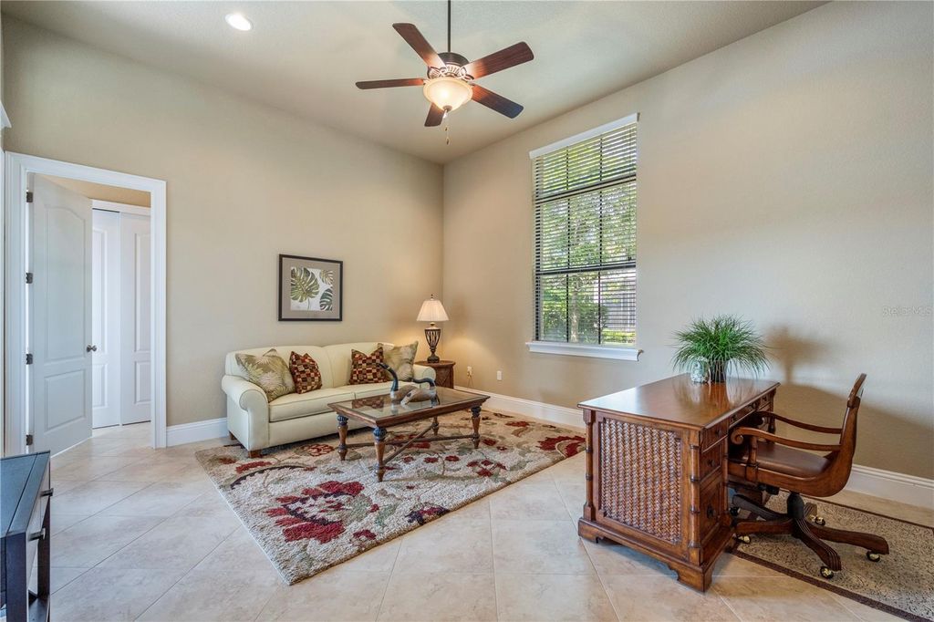 Image 19 of property listing at 11753 VINCI DRIVE, Windermere, FL 34786