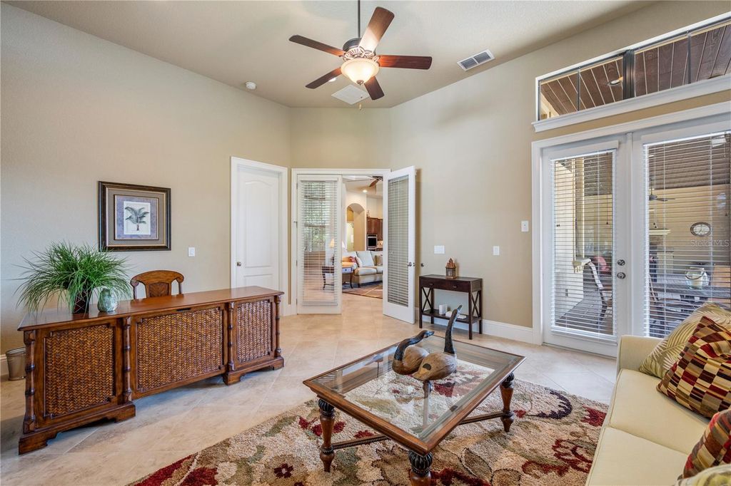 Image 20 of property listing at 11753 VINCI DRIVE, Windermere, FL 34786