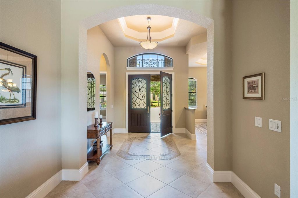 Image 3 of property listing at 11753 VINCI DRIVE, Windermere, FL 34786