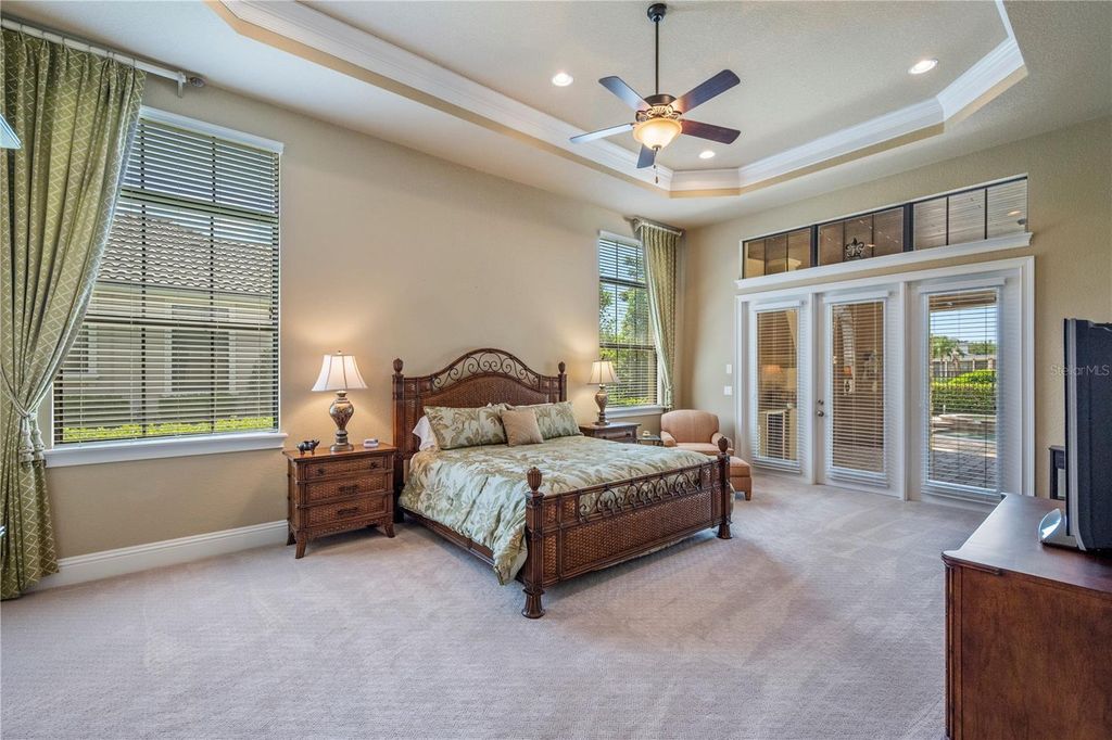 Image 22 of property listing at 11753 VINCI DRIVE, Windermere, FL 34786