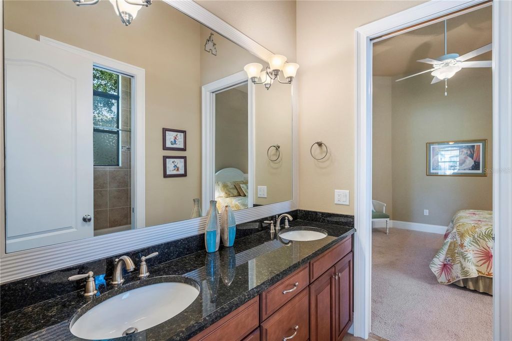 Image 29 of property listing at 11753 VINCI DRIVE, Windermere, FL 34786