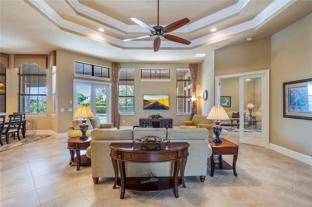 Image 8 of property listing at 11753 VINCI DRIVE, Windermere, FL 34786