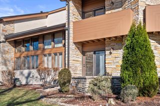 N89W16327 Main STREET #A7, Menomonee Falls, WI 53051