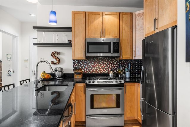 70 Lincoln St L611, Boston, MA 02111