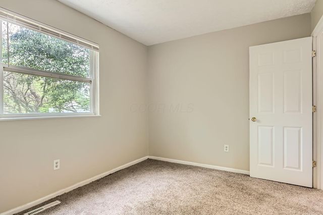5422 Everson Road N, Columbus, OH 43232