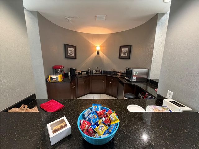 10200 GANDY BOULEVARD N 1316, St Petersburg, FL 33702