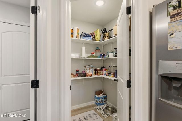 155 Mountain Vista Rd, Oliver Springs, TN 37840