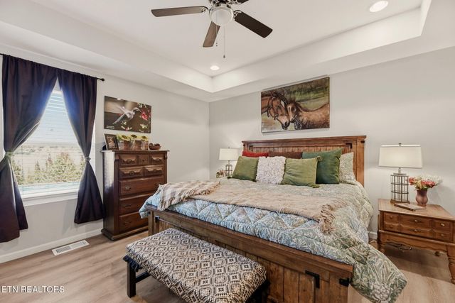 155 Mountain Vista Rd, Oliver Springs, TN 37840