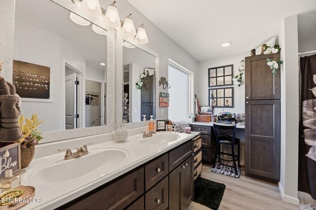 155 Mountain Vista Rd, Oliver Springs, TN 37840