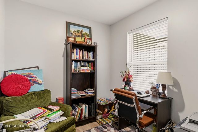 155 Mountain Vista Rd, Oliver Springs, TN 37840