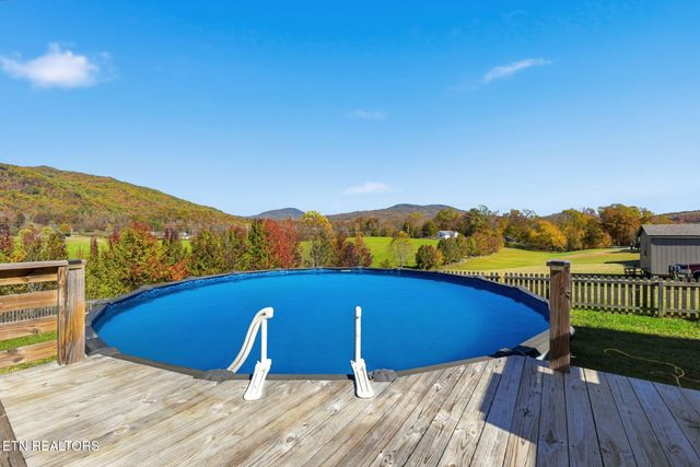 155 Mountain Vista Rd, Oliver Springs, TN 37840