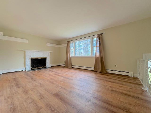 30 Highland Street, Newton, NH 03858