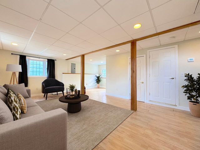30 Highland Street, Newton, NH 03858