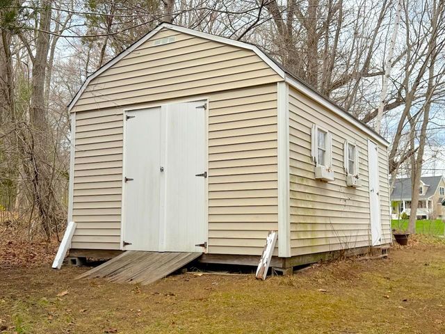30 Highland Street, Newton, NH 03858