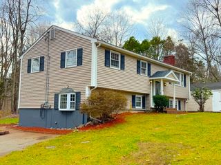 30 Highland Street, Newton, NH 03858