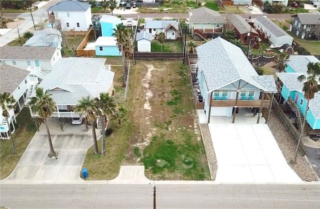 513 Sixth St, Port Aransas, TX 78373