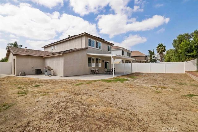2649 S Carl Pl, San Bernardino, CA 92408