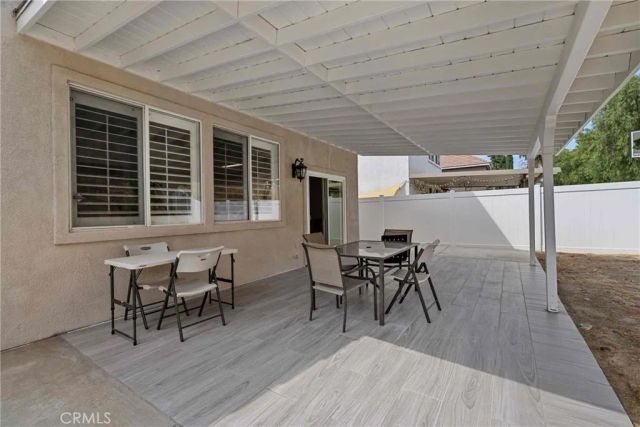 2649 S Carl Pl, San Bernardino, CA 92408
