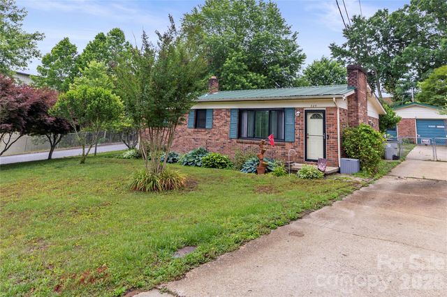 325 Swanson Drive SW, Lenoir, NC 28645
