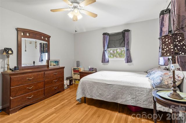 325 Swanson Drive SW, Lenoir, NC 28645